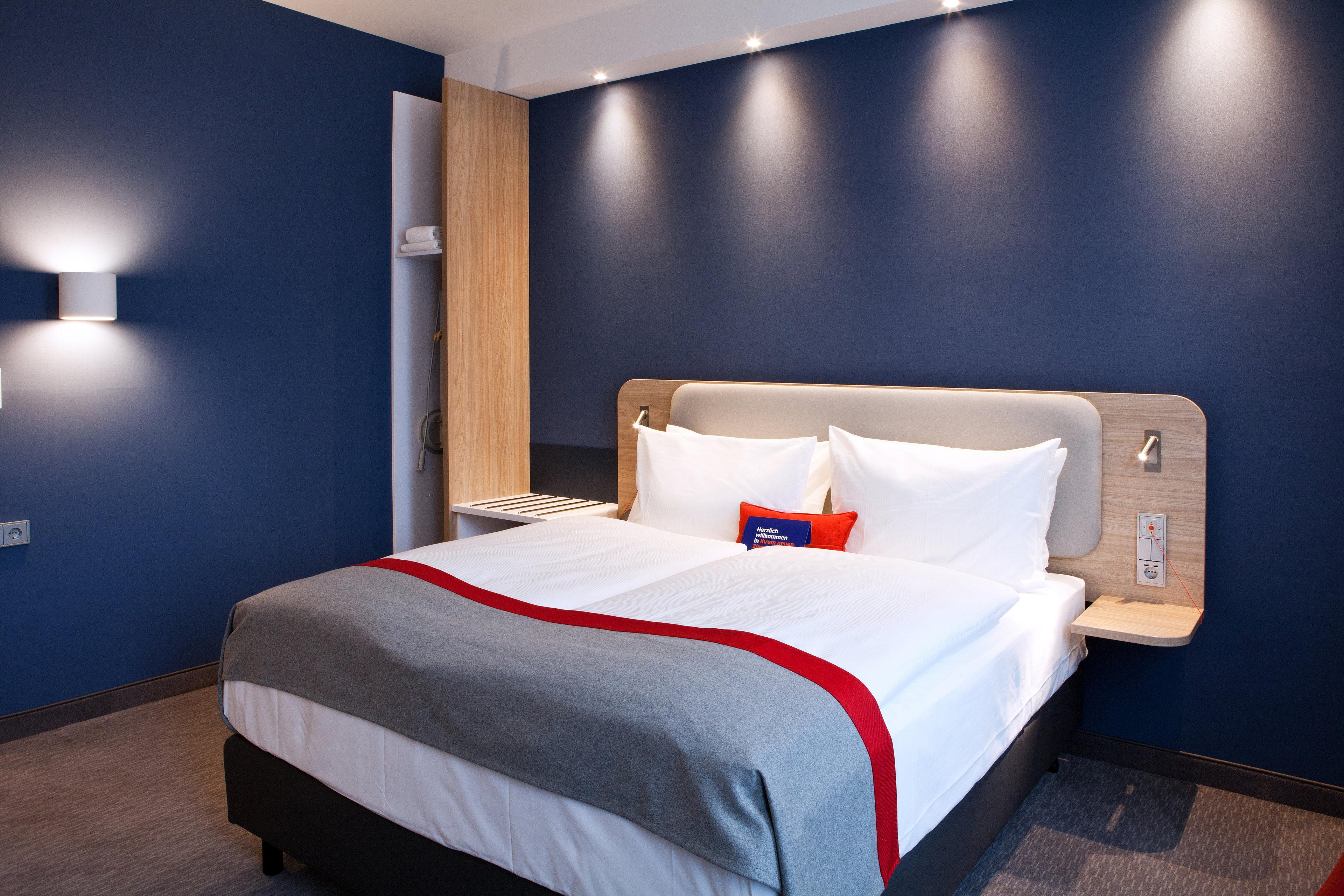 Holiday Inn Express - Muelheim - Ruhr, An Ihg Hotel Mülheim an der Ruhr Εξωτερικό φωτογραφία